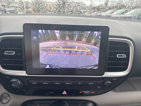 Certified 2024 Hyundai Venue SEL image 20