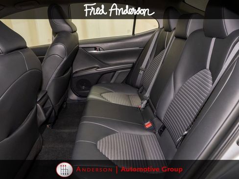 Used 2024 Toyota Camry SE FWD image 7
