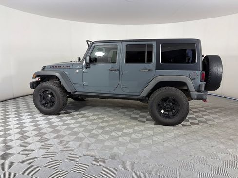 Used 2015 Jeep Wrangler Unlimited Rubicon AWD/4WD image 4