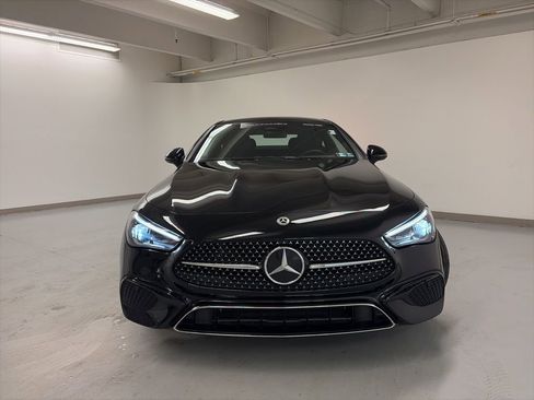 Certified 2026 Mercedes-Benz CLE 300 4MATIC Coupe image 3