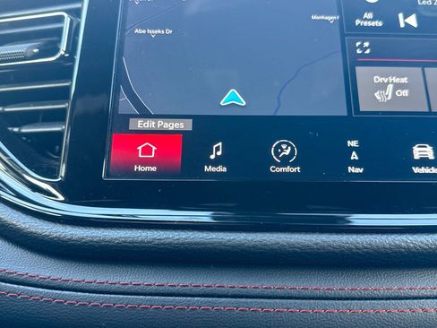 Used 2023 Dodge Durango GT image 29