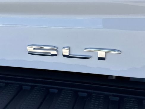 New 2026 GMC Sierra 3500 SLT w/ SLT Convenience Package AWD/4WD image 6