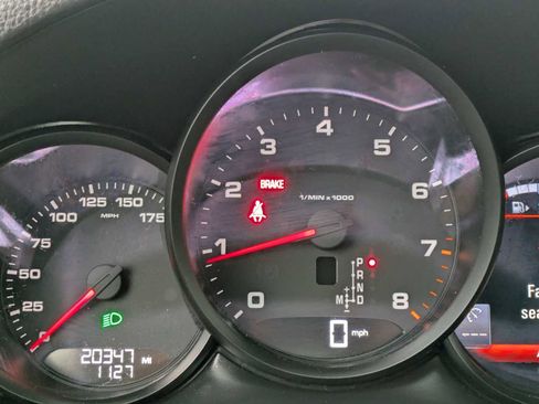 Used 2021 Porsche Macan image 29