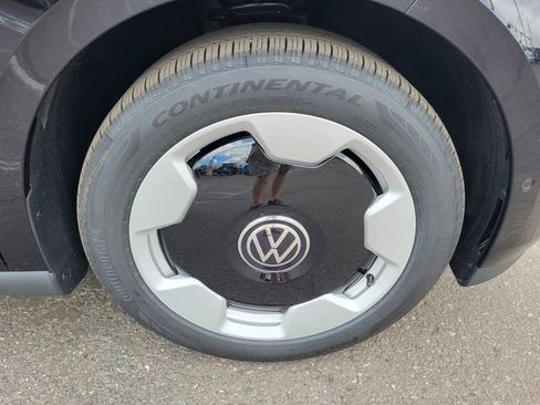 New 2025 Volkswagen ID. Buzz Pro S RWD image 10
