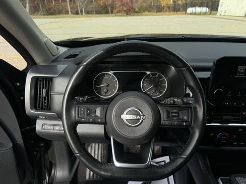 Used 2022 Nissan Pathfinder SL w/ SL Premium Package image 21