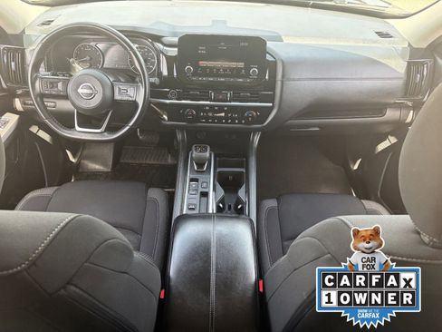 Certified 2024 Nissan Pathfinder SV FWD image 16