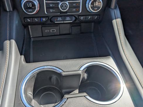 Certified 2024 GMC Yukon AT4 image 25