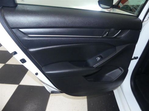 Used 2022 Honda Accord Sport image 27