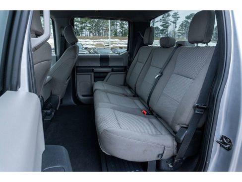 Used 2020 Ford F250 XLT w/ Snow Plow Prep Package image 13