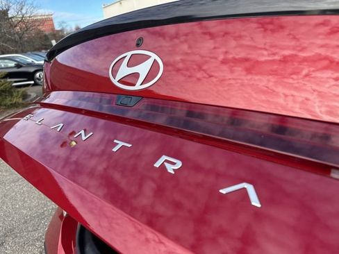 Certified 2025 Hyundai Elantra Sport w/ Cargo Package image 16