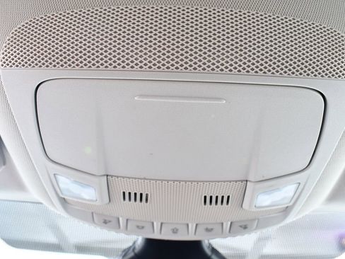 Used 2023 Ford Edge SEL w/ Sport Appearance Package image 33