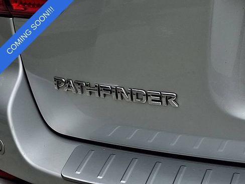 Used 2018 Nissan Pathfinder SL w/ SL Premium Package AWD/4WD image 34