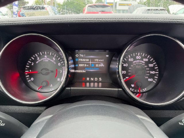 Used 2017 Ford Mustang Coupe RWD image 14