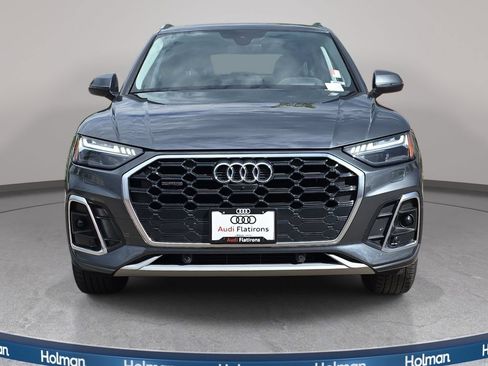 Used 2023 Audi Q5 2.0T Prestige w/ Prestige Package AWD/4WD image 3