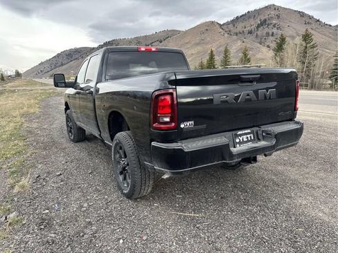 New 2026 RAM 2500 Big Horn AWD/4WD image 32