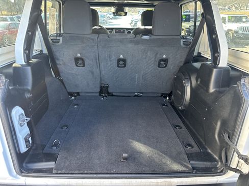 Used 2021 Jeep Wrangler Unlimited Sport image 5