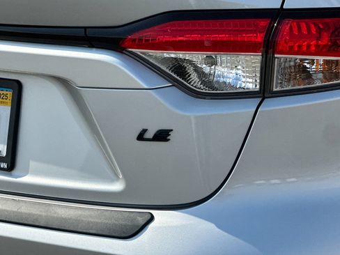 Used 2023 Toyota Corolla LE w/ Carpet Mat Package (TMS) image 24