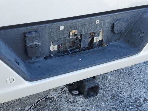 Used 2024 Chevrolet Silverado 1500 High Country image 37