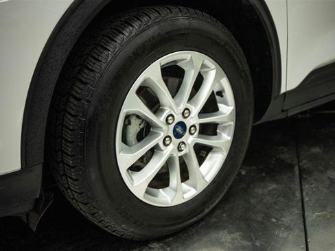 Used 2022 Ford Escape SE AWD/4WD image 3