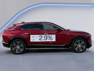 New 2026 Cadillac Lyriq Luxury video 2