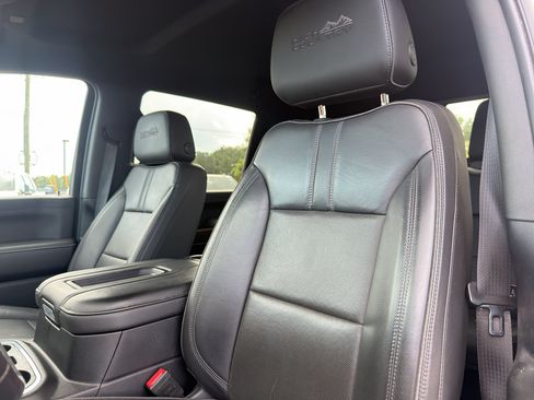 Used 2020 Chevrolet Silverado 2500 High Country AWD/4WD image 23