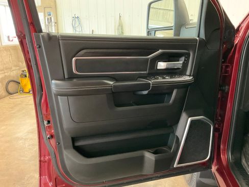 Used 2024 RAM 2500 Laramie w/ Night Edition image 10