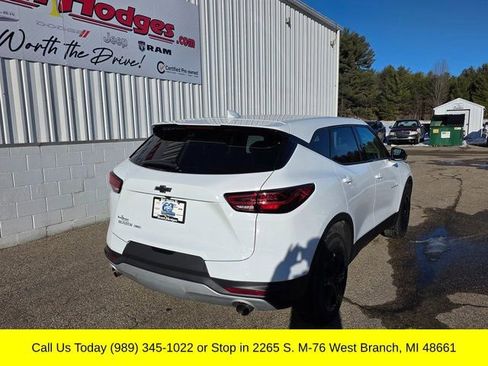 Used 2023 Chevrolet Blazer LT w/ Driver Confidence Package image 9