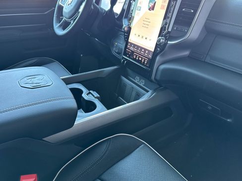 New 2026 RAM 3500 Laramie AWD/4WD image 14