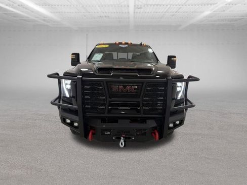 Used 2025 GMC Sierra 3500 AT4 w/ AT4 Premium Plus Package AWD/4WD image 2