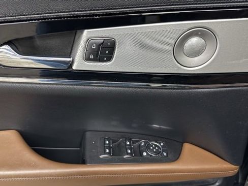 Used 2023 Lincoln Nautilus Reserve w/ Equipment Group 202A image 13