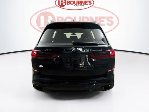 Used 2021 BMW X7 xDrive40i w/ M Sport Package AWD/4WD image 11