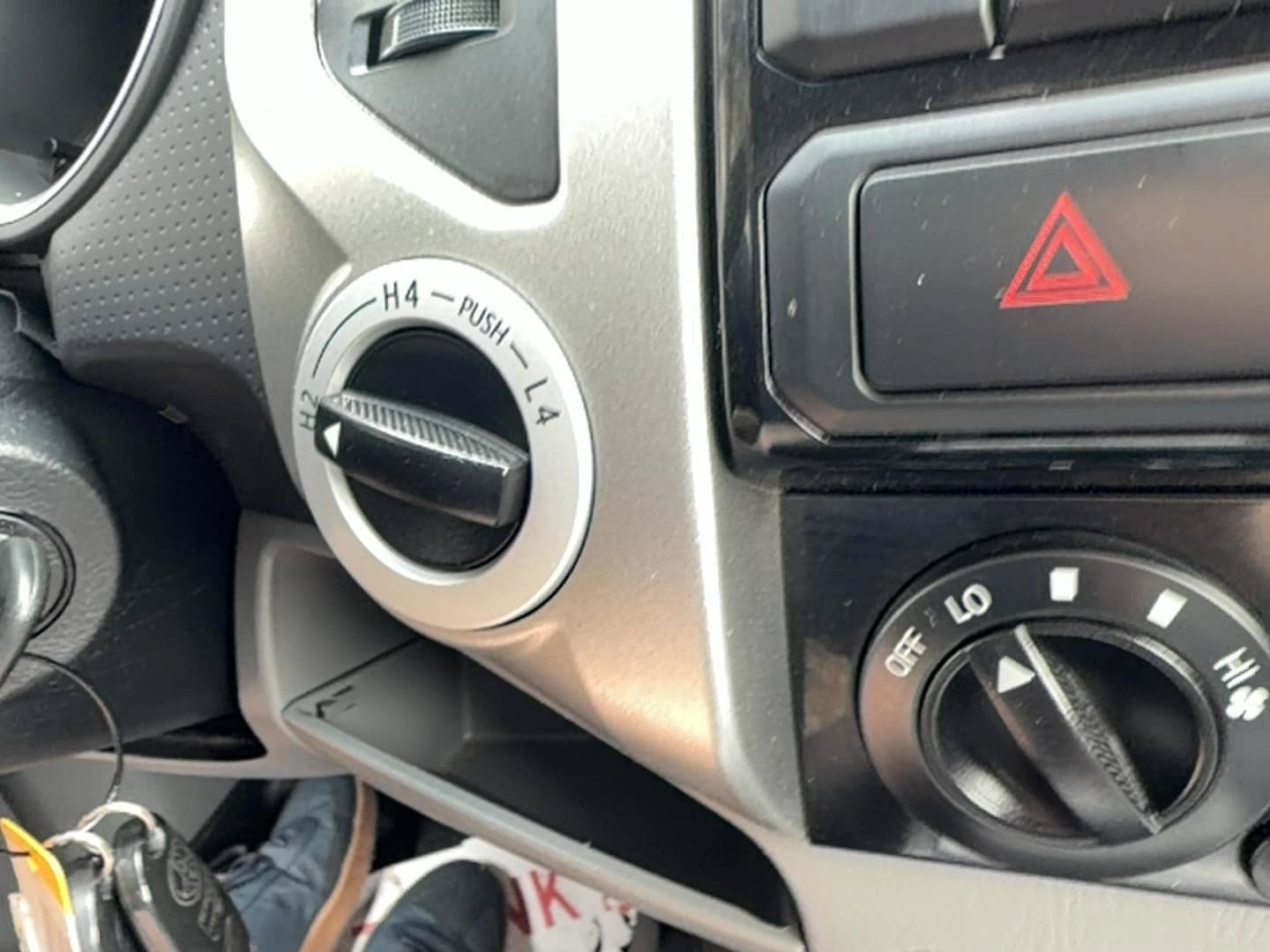 Used 2013 Toyota Tacoma 4x4 Double Cab w/ TRD Off-Road Pkg image 10