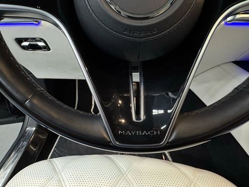 Used 2023 Mercedes-Benz Maybach S 680 4MATIC w/ Manufaktur Leather Package image 28