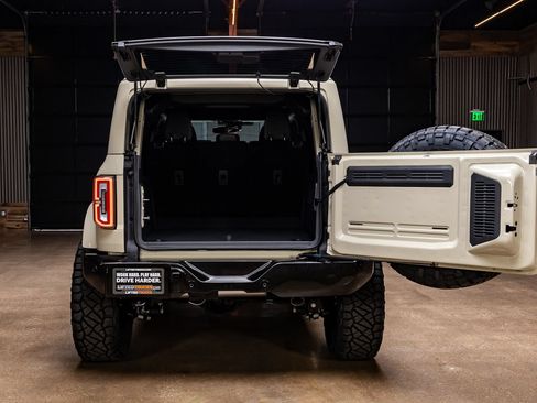 Used 2026 Ford Bronco Outer Banks AWD/4WD image 9