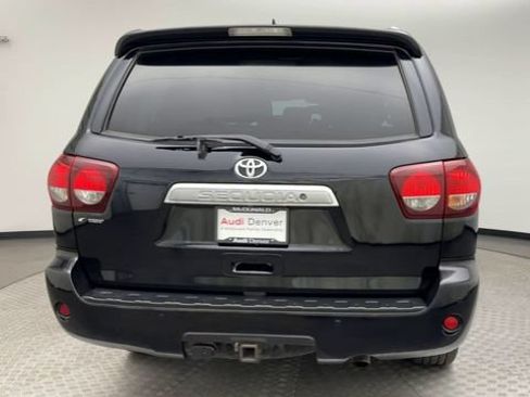 Used 2018 Toyota Sequoia Limited w/ Safety & Convenience Package AWD/4WD image 3