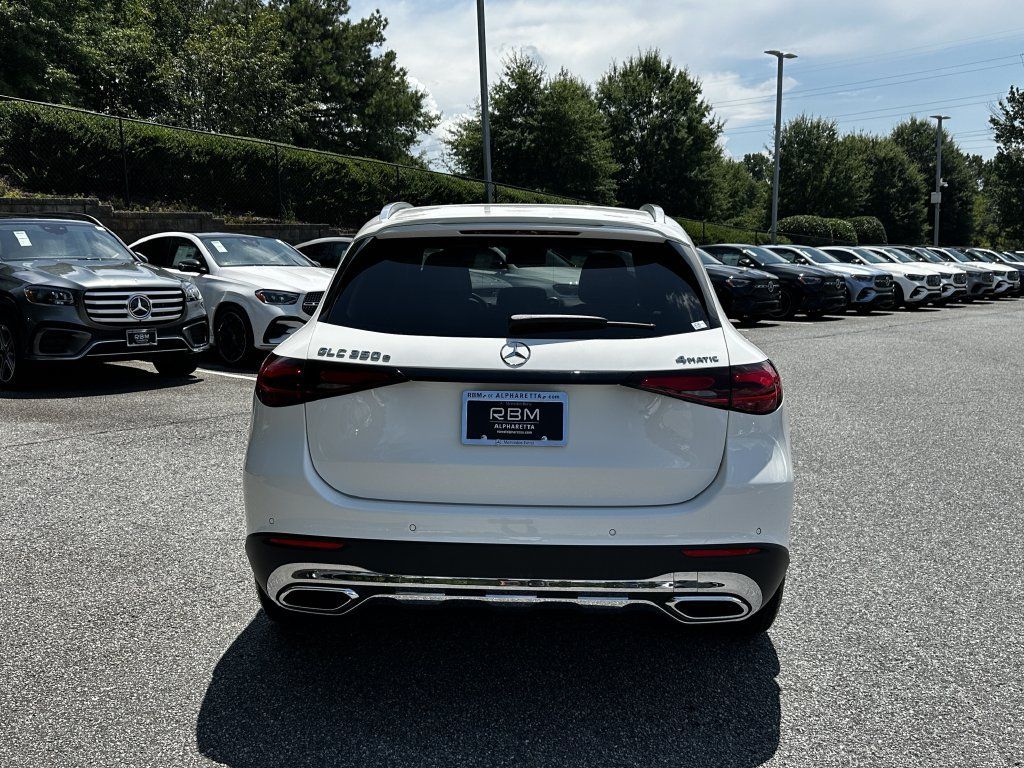 Certified 2025 Mercedes-Benz GLC 350e 4MATIC image 7