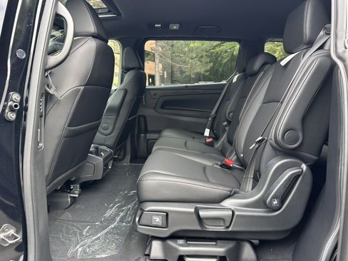 New 2026 Honda Odyssey Sport-L image 17