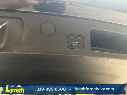 Used 2025 Chevrolet Equinox RS w/ Safety and Technology Package AWD/4WD image 18