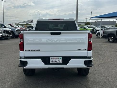 Used 2023 Chevrolet Silverado 1500 Custom w/ LPO, Dark Essentials Package RWD image 4
