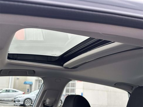 Certified 2023 Honda Civic EX image 17