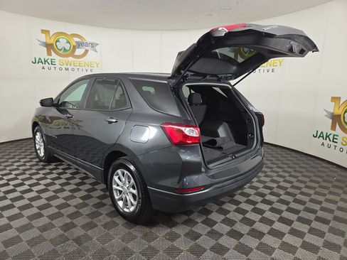 Used 2021 Chevrolet Equinox LS w/ LS Convenience Package FWD image 29