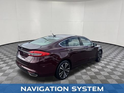 Used 2017 Ford Fusion SE w/ Fusion SE Technology Package AWD/4WD image 5