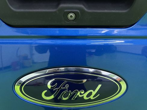 Used 2016 Ford F150 XLT w/ Equipment Group 302A Luxury AWD/4WD image 12
