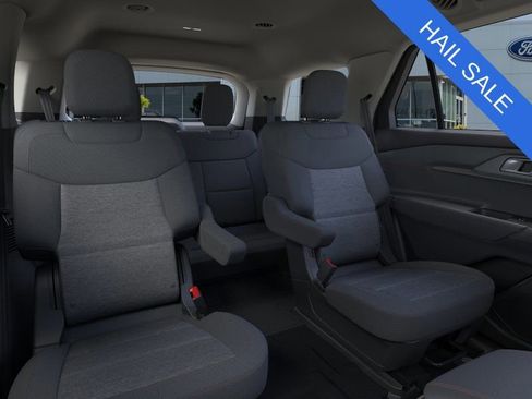 New 2026 Ford Explorer Active AWD/4WD image 11