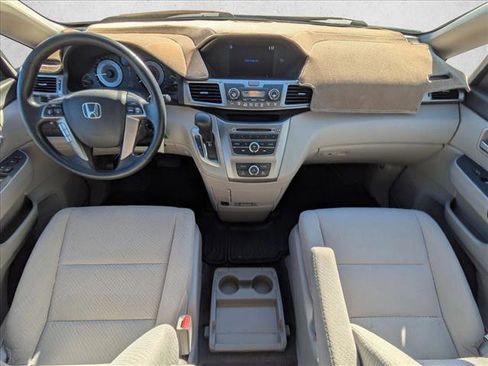 Used 2016 Honda Odyssey LX image 17