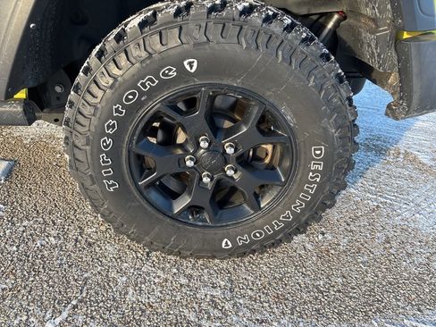 Certified 2022 Jeep Wrangler Unlimited Willys image 9