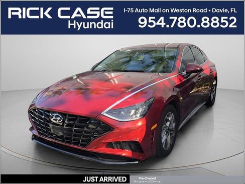 Used 2023 Hyundai Sonata SEL FWD image 1
