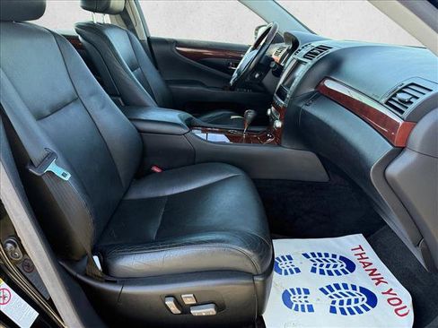 Used 2012 Lexus LS 460 L w/ Luxury Value Edition image 11
