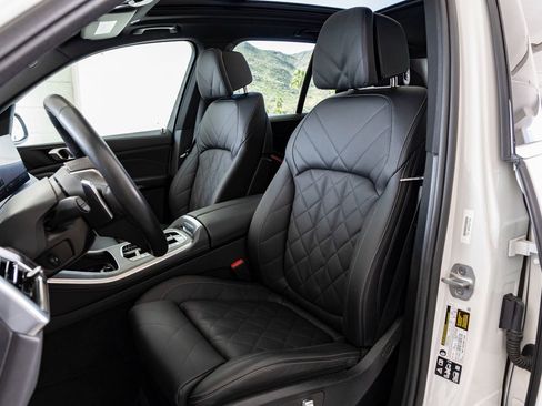 Used 2025 BMW X5 xDrive40i image 18