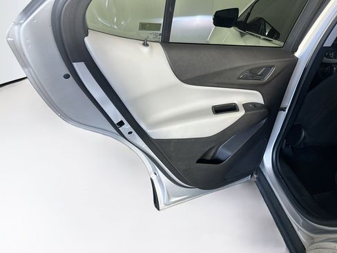 Used 2019 Chevrolet Equinox LT image 26